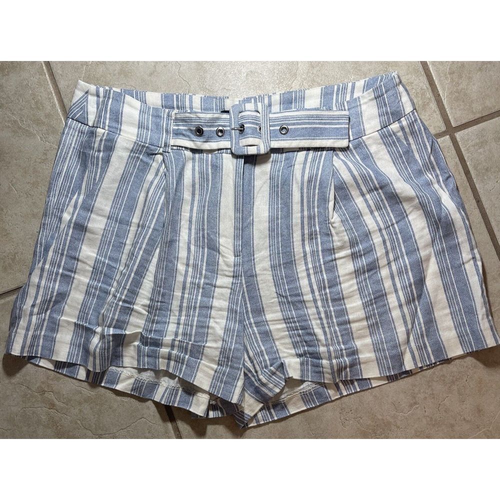 Ava & Grace Shorts Pleated Belt Linen Blend Size 8 Blue White Zip Button Closure